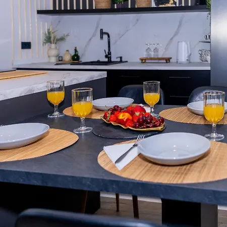 Appartamento La Casa Mayla-family Oasis With Garden,gym,ps5 & Parking Orasac
